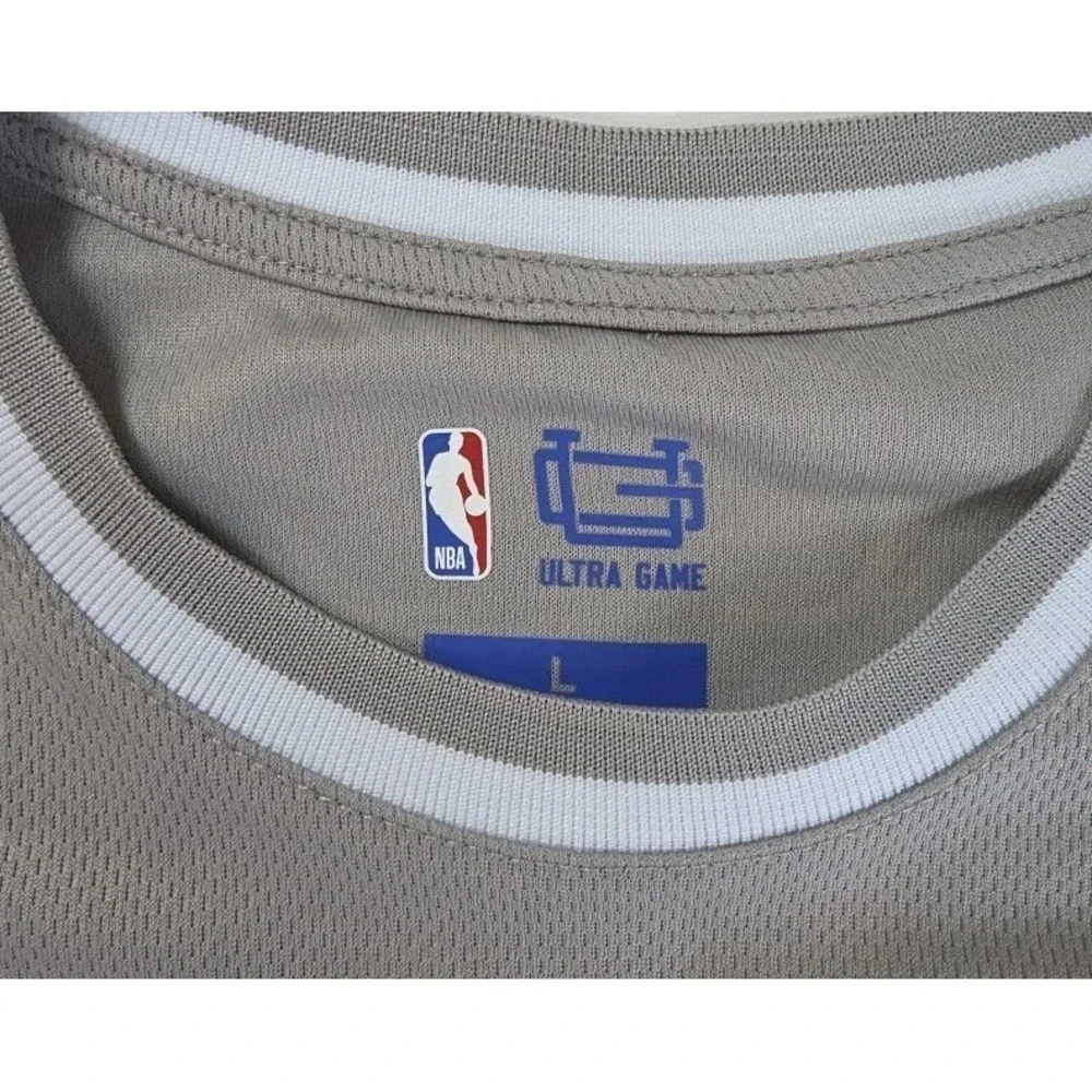 NBA ULTRA GAME CHICAGO BULLS‎ EASTERN CONFERENCE GRAY + WHITE TANK ADULT LRG NWT